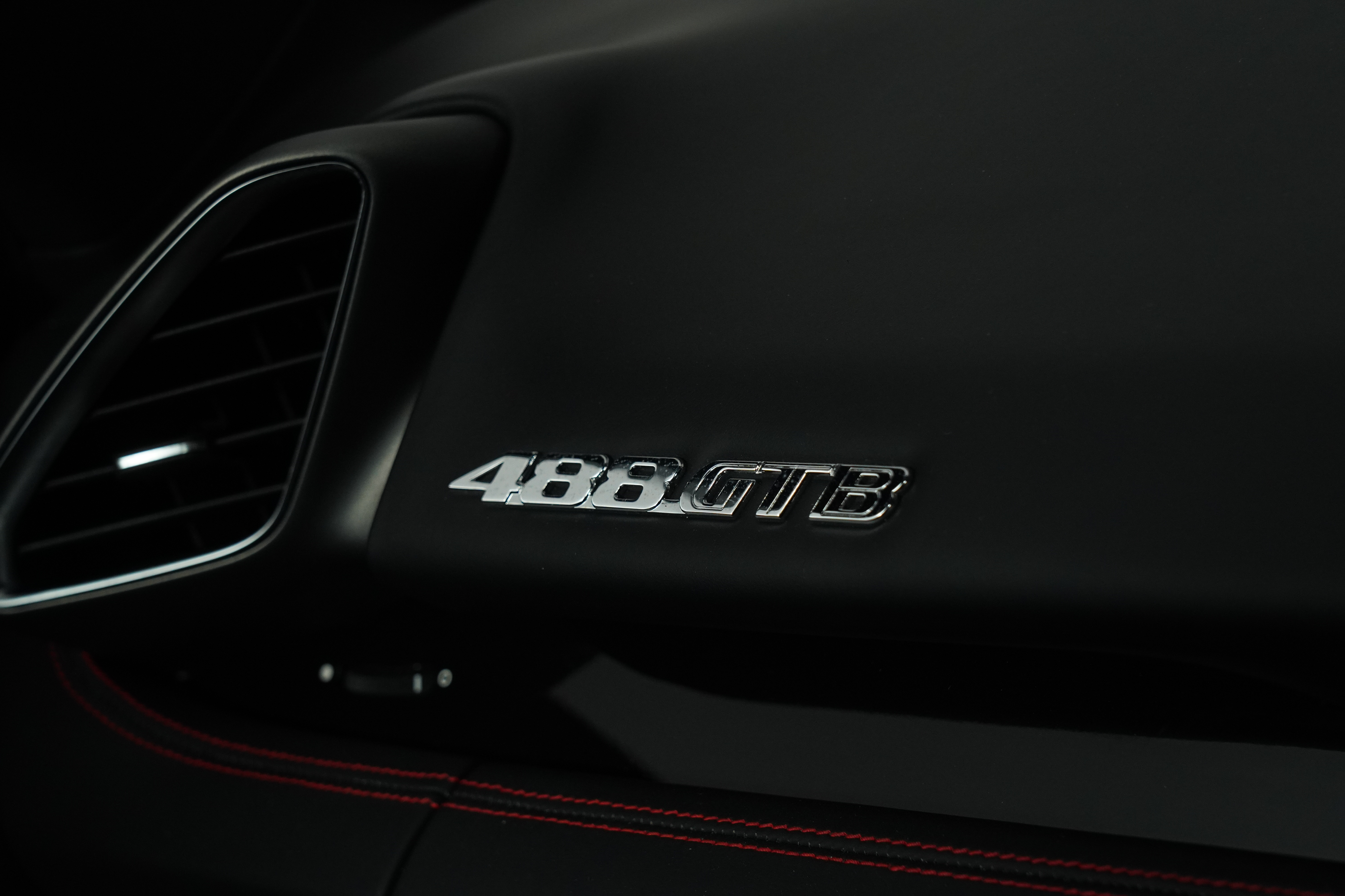 2017 Ferrari 488 Gtb Coupe Image 48