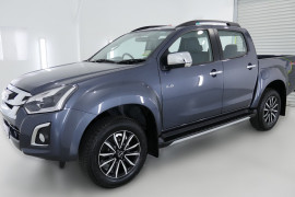 2019 Isuzu UTE D-MAX LS-M Crew Cab Ute 4x4 Utility Image 3