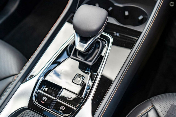 2025 MG HS AS33P Super Hybrid Essence SUV Image 18