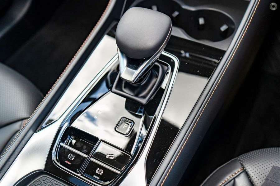 2025 MG HS AS33P Super Hybrid Essence SUV Image 18
