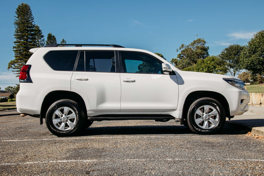 2023 Toyota LandCruiser Prado GDJ150R GXL SUV Image 17