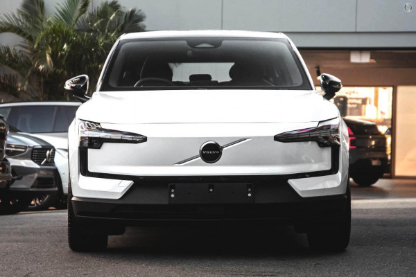 2026 Volvo EX30  Single Motor Extended Range Plus SUV Image 2
