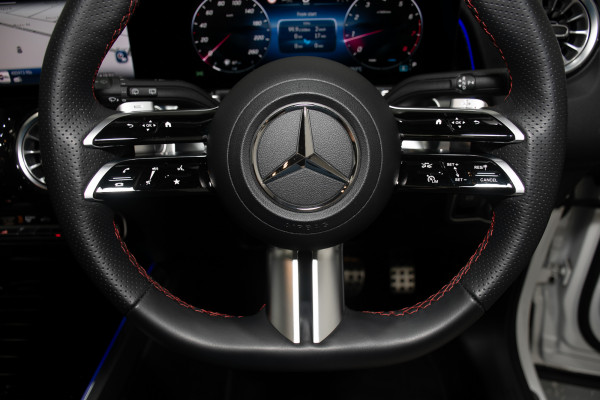 2025 Mercedes-Benz GLB-Class 250 4matic SUV Image 16