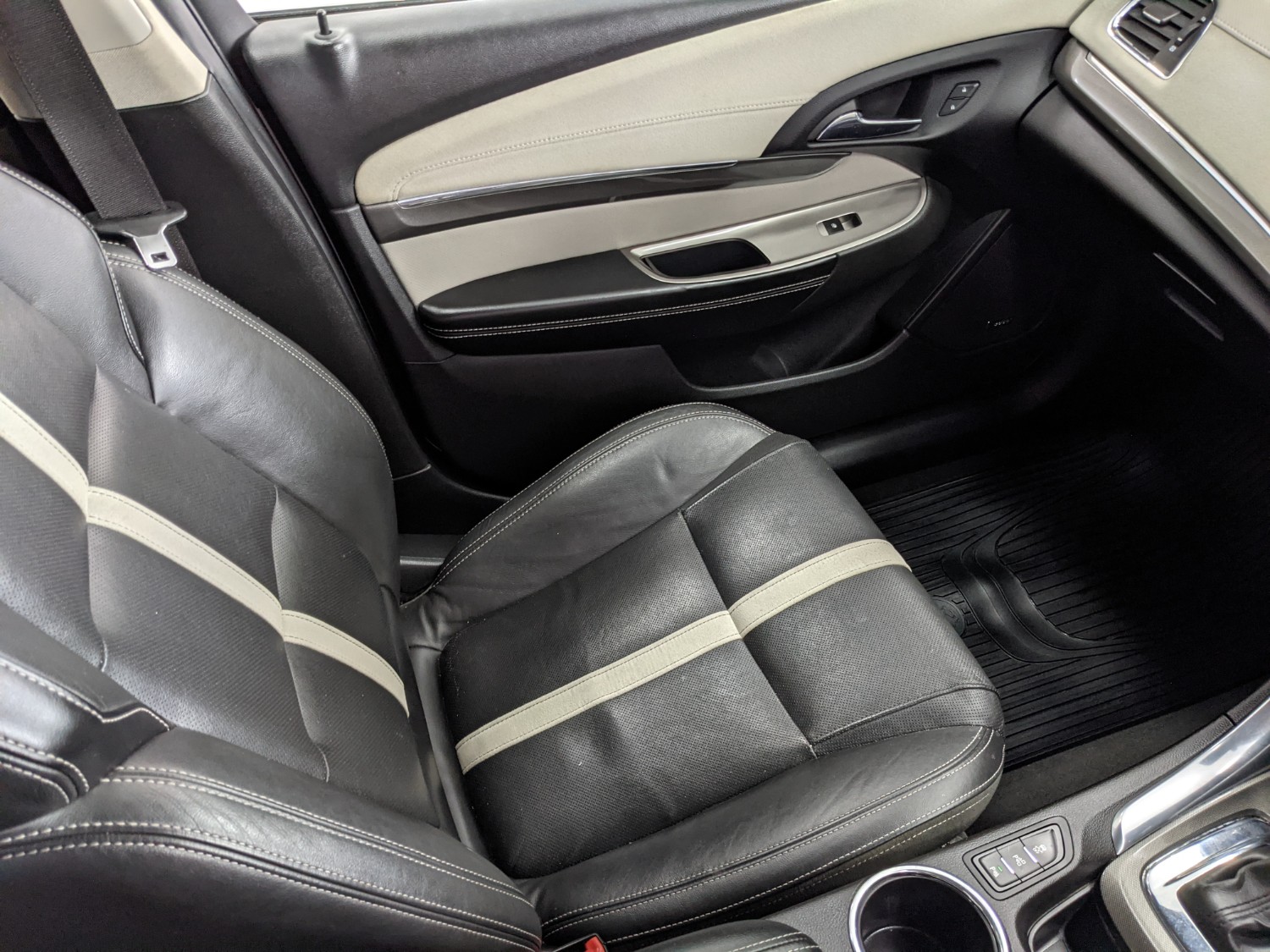 2015 Holden Caprice WN MY15 V Sedan Image 29