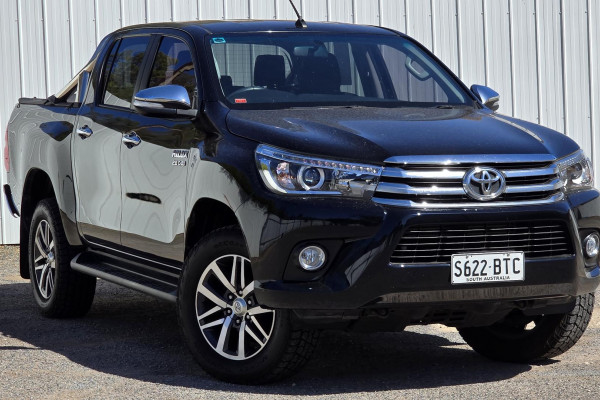 2017 Toyota HiLux  SR5 Double Cab Pick Up