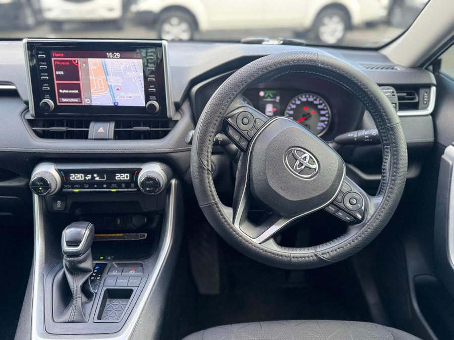 2020 Toyota RAV4 MXAA52R GXL SUV Image 18