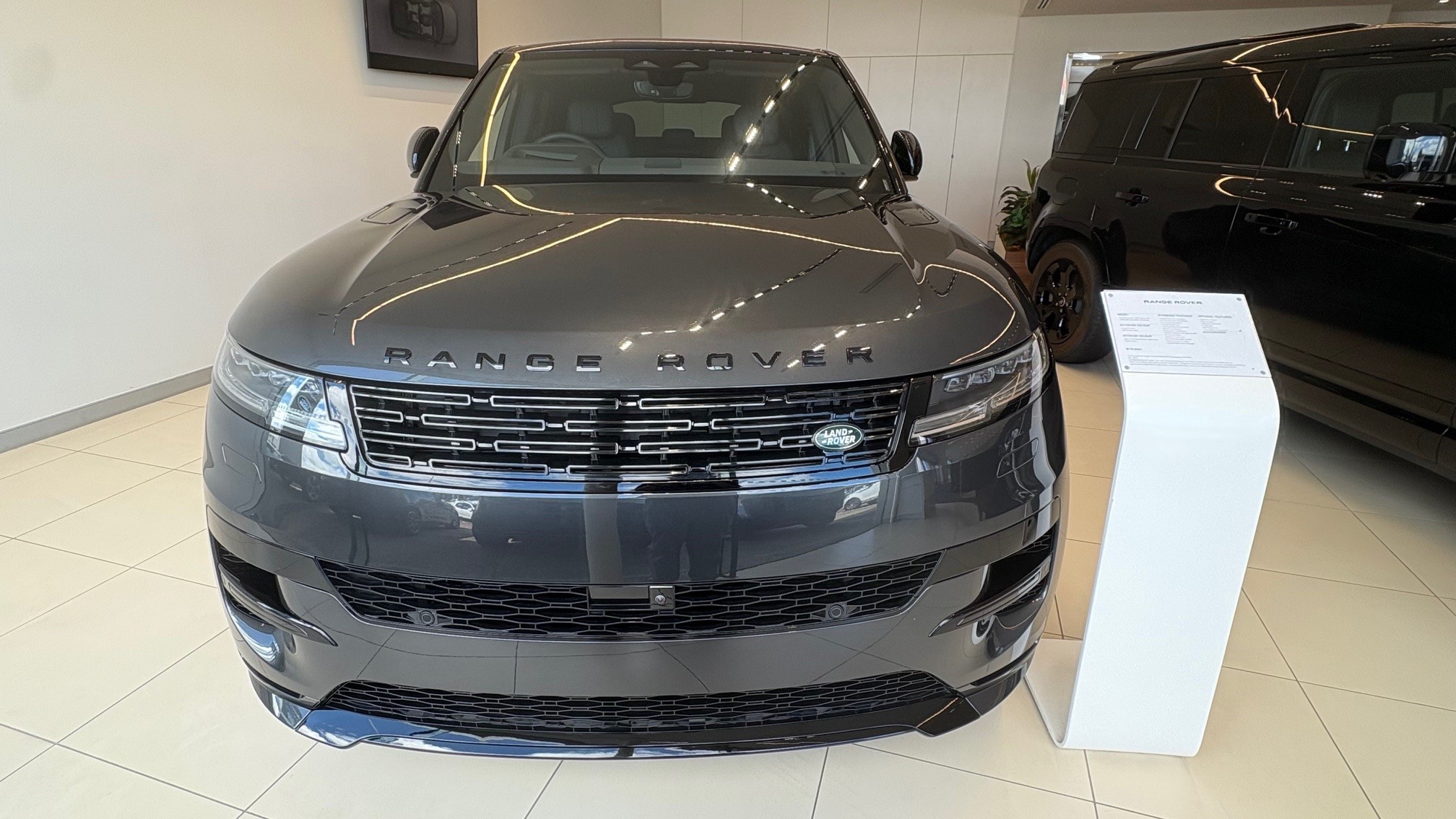 2025 MY24 Land Rover Range Rover Sport L461 SE SUV