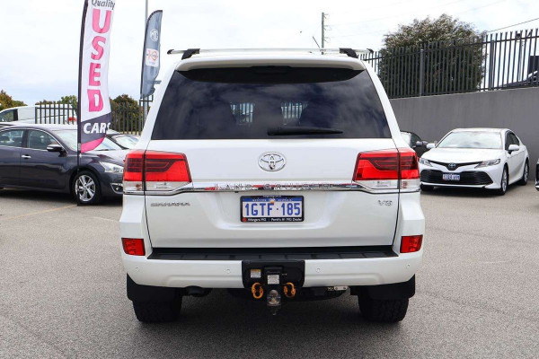 2016 Toyota LandCruiser VDJ200R Sahara SUV Image 5