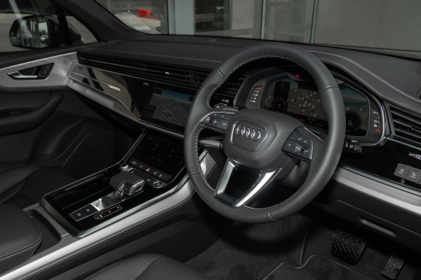 2026 Audi Q7 4M TFSI 185kW SUV image 6