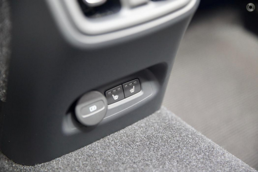 2024 Volvo XC40 XZ Recharge Twin Pure Electric SUV Image 12