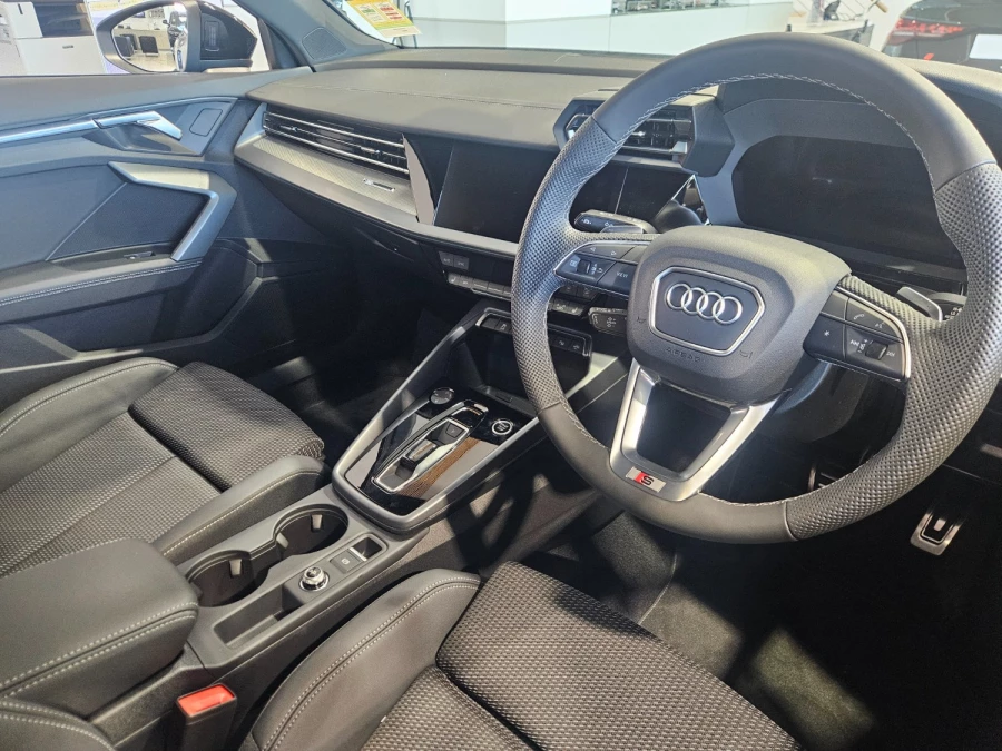 2026 Audi A3 GY TFSI 110kW S line Hatch Image 9