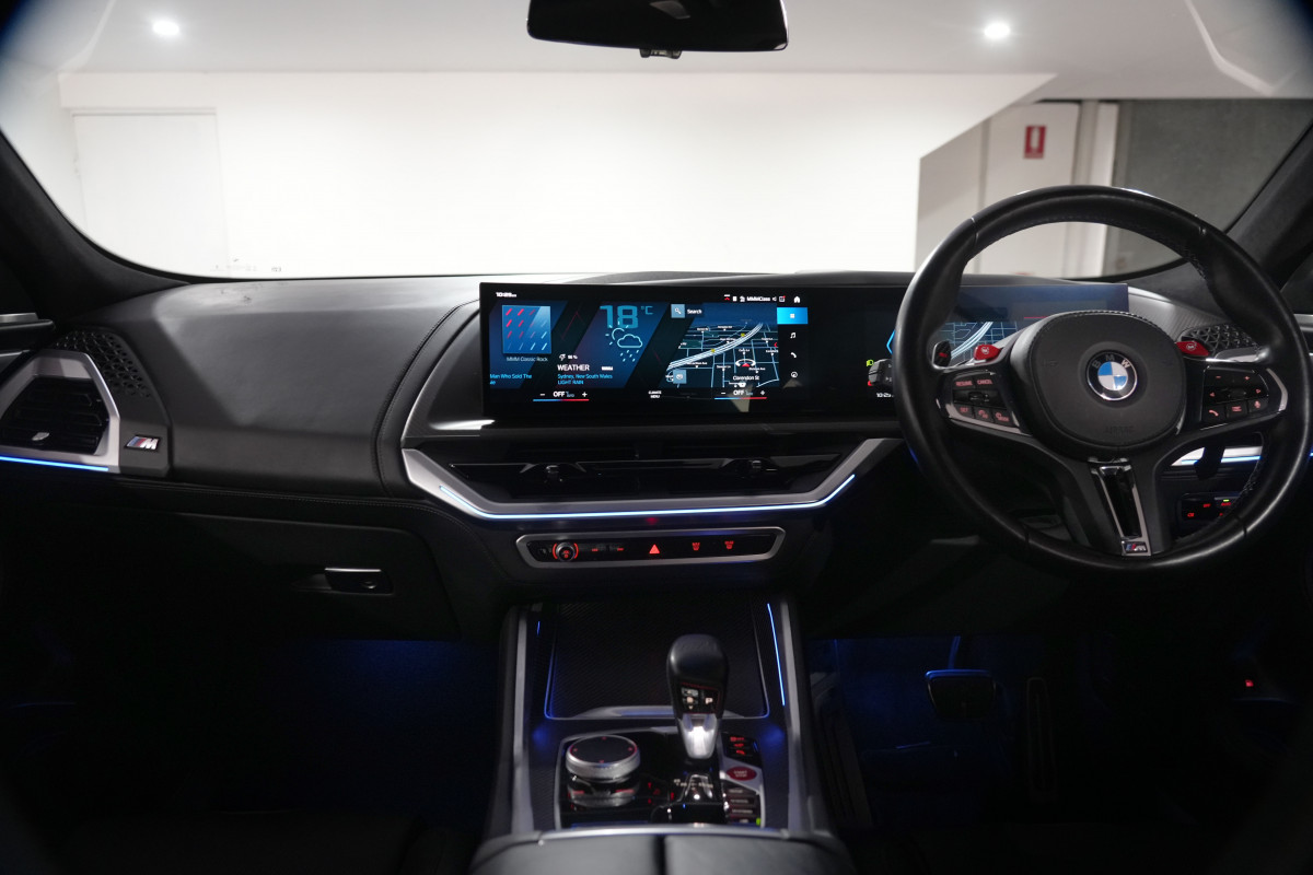 2023 BMW XM V8 Hybrid SUV