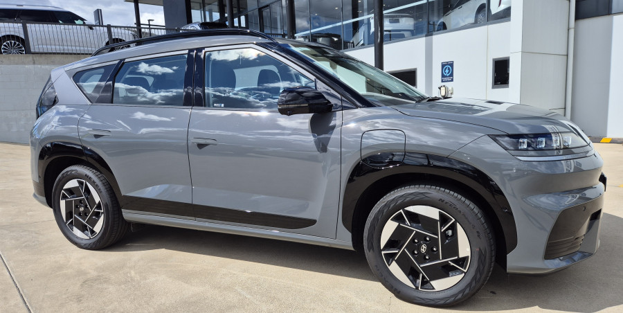 2026 Hyundai ELEXIO OE1.V1  SUV Image 3