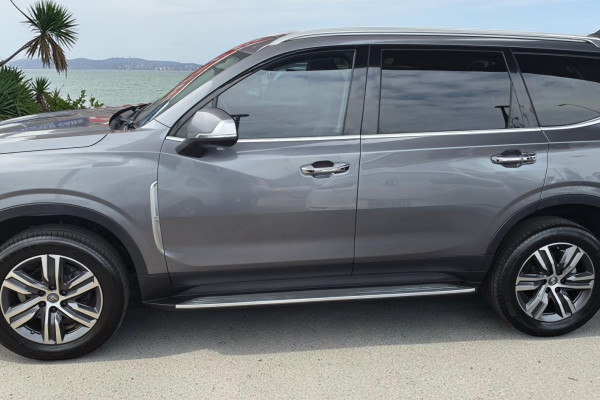 2022 LDV D90 SV9A Executive SUV Image 4