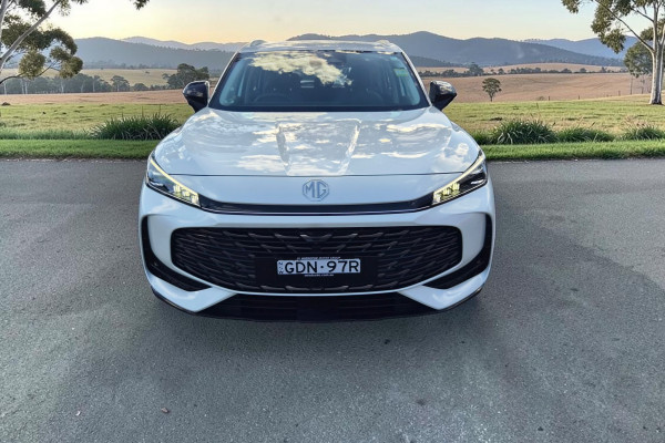 2025 MG HS AS33 Vibe SUV Image 2