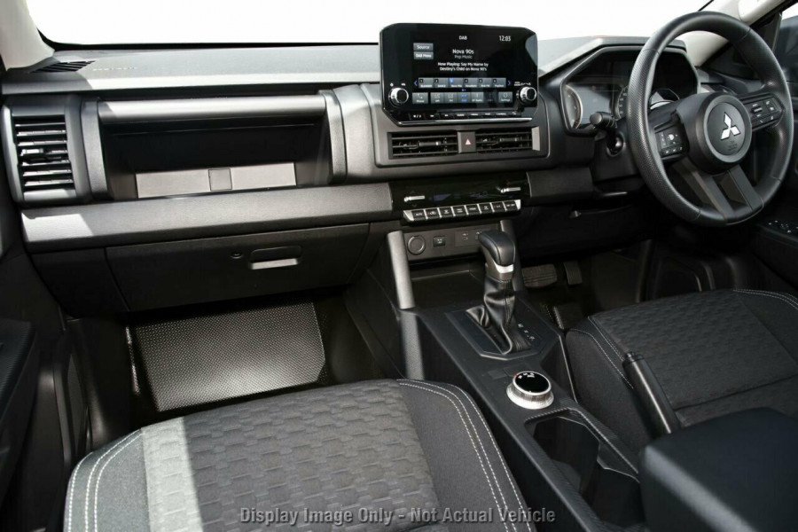 2024 Mitsubishi Triton MV GLX+ Ute Image 6
