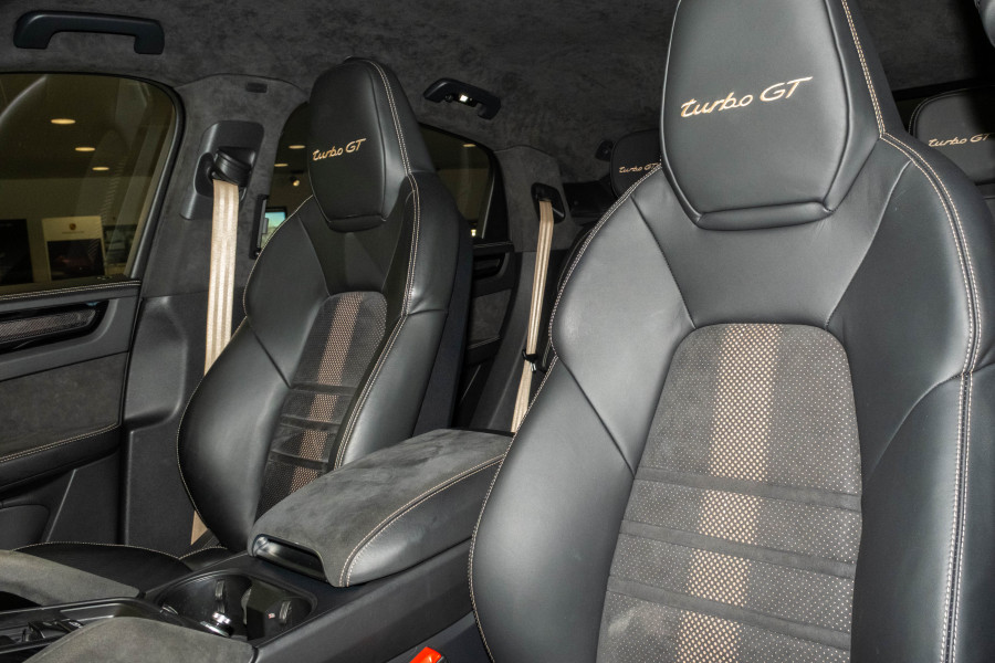 2022 Porsche Cayenne Turbo GT Coupe