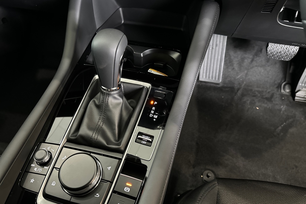 2024 Mazda 3 BP Series G20 Pure Hatch Image 15
