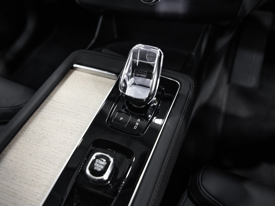 2025 Volvo XC90 L Series B5 Plus 2.0Pmht SUV Image 13