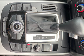 2011 Audi A4 B8 8K  Sedan