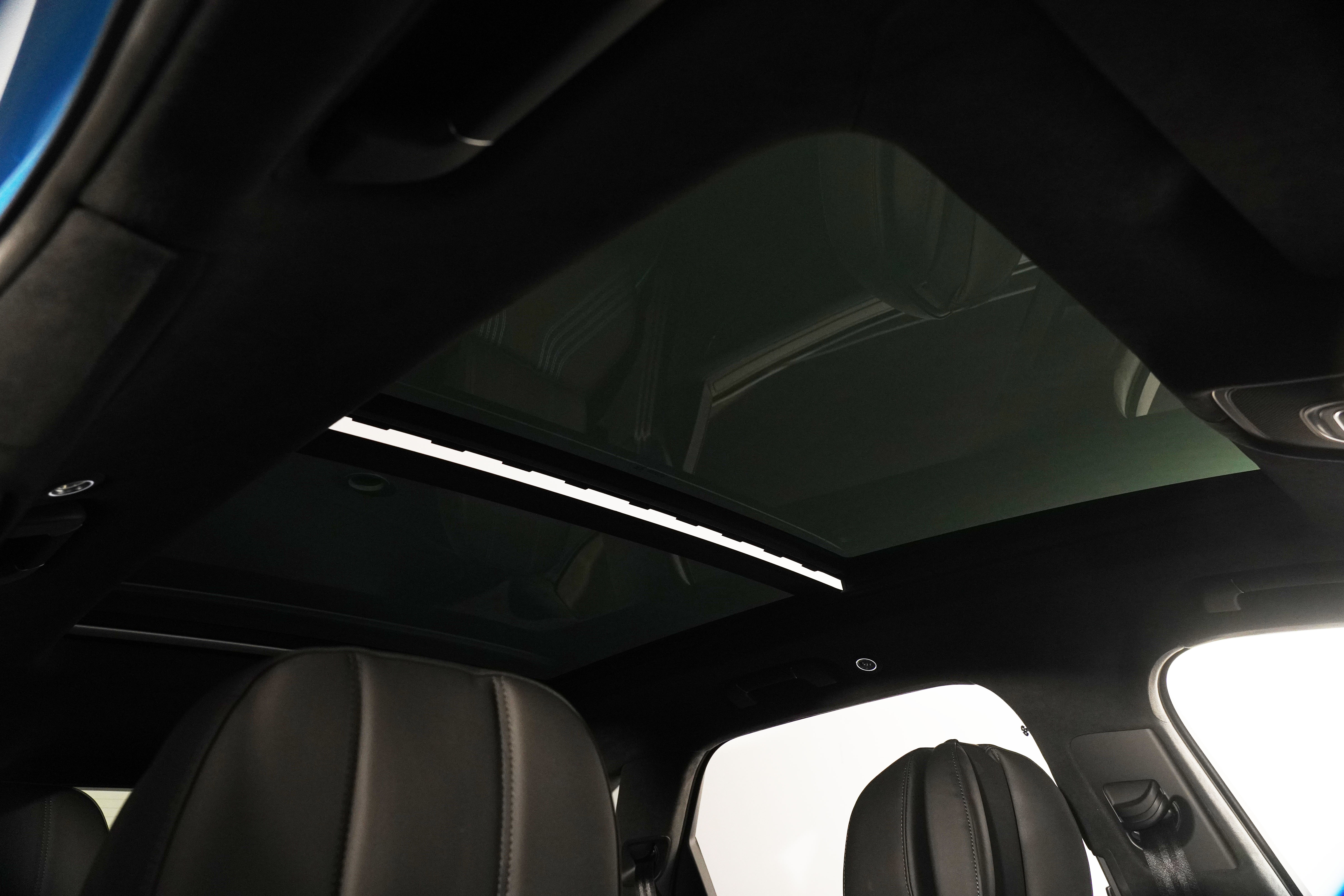 2024 Bentley Bentayga V8S Black Line SUV Image 29