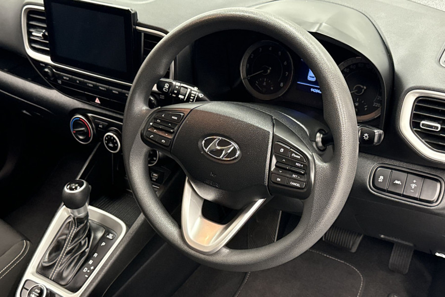 2021 Hyundai Venue QX.V3  SUV Image 17