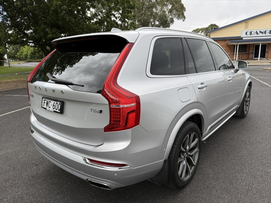 2017 MY18 Volvo XC90 L Series T6 Inscription SUV Image 3