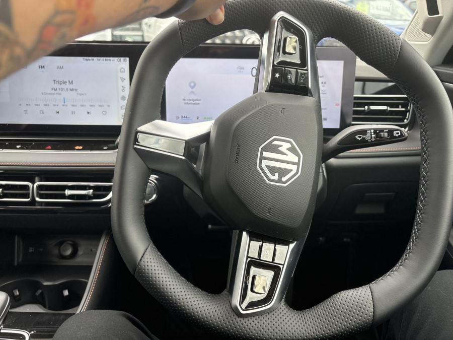 2025 MG HS AS33H Essence Hybrid+ SUV Image 25
