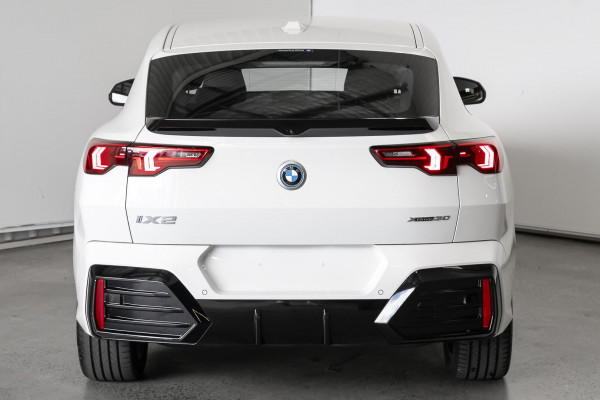 2024 BMW iX2 U10 xDrive30 M Sport SUV image 5