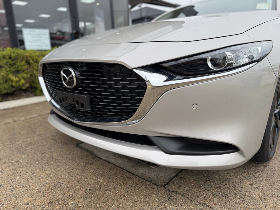 2026 MY25 Mazda 3 BP Series G25 Evolve SP Sedan Image 9