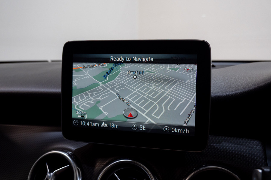 2017 Mercedes-Benz GLA-Class 180 SUV Image 20