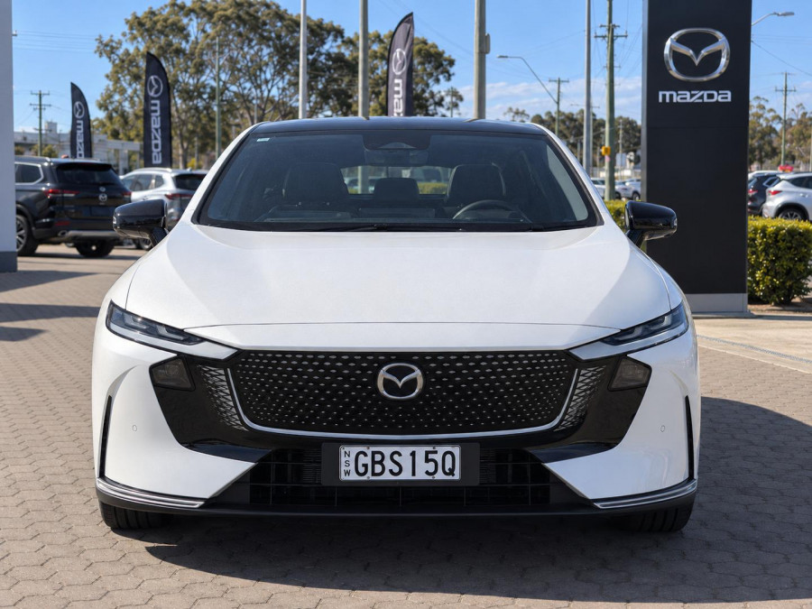 2026 Mazda 6e  GT Hatch Image 2
