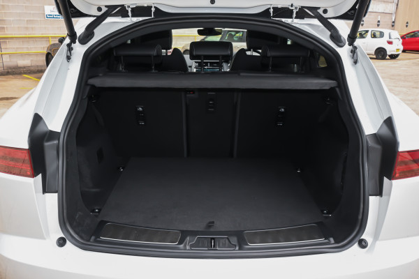 2025 MY24.75 Jaguar E-PACE X540 R-Dynamic SE SUV