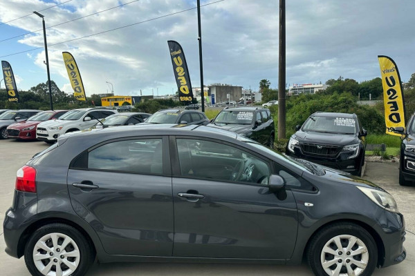 2016 Kia Rio UB S Hatch