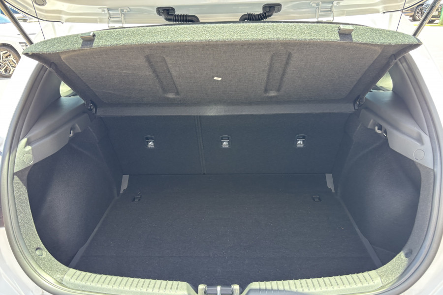 2025 Hyundai i30 PDe.V6  N Line Hatch Image 15