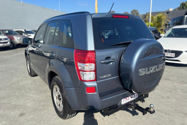 2005 Suzuki Grand Vitara JB  SUV Image 10