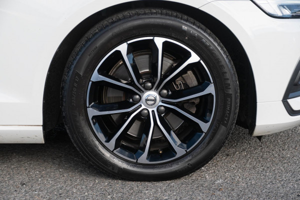 2019 MY20 Volvo S60 Z Series T5 Momentum Sedan image 22