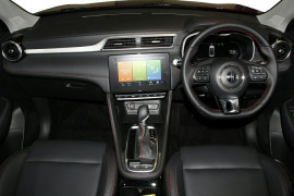 2024 MG ZST Essence SUV