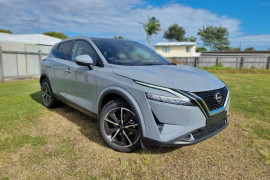 Nissan QASHQAI Ti J12