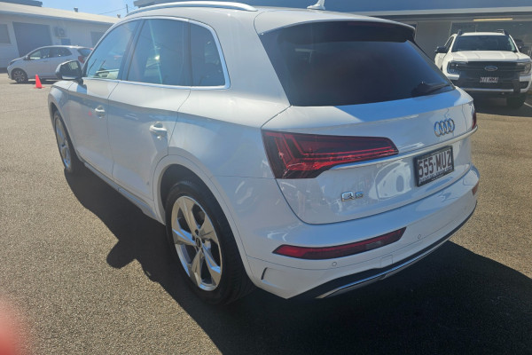 2022 Audi Q5 FY Limited Edition SUV Image 5