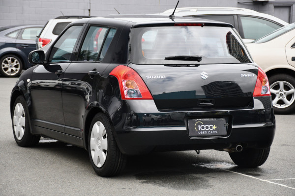 2010 Suzuki Swift RS415 GLX Hatchback Image 3