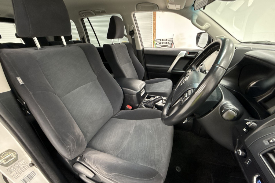 2022 Toyota LandCruiser Prado GDJ150R GXL SUV Image 21