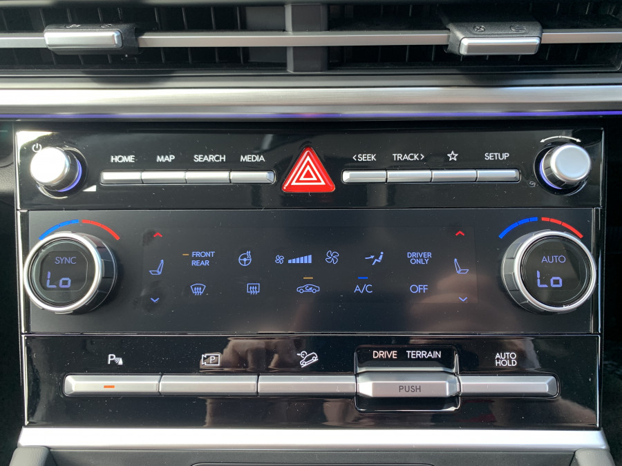 2027 Hyundai Santa Fe MX5.V2 Hybrid Elite SUV Image 17