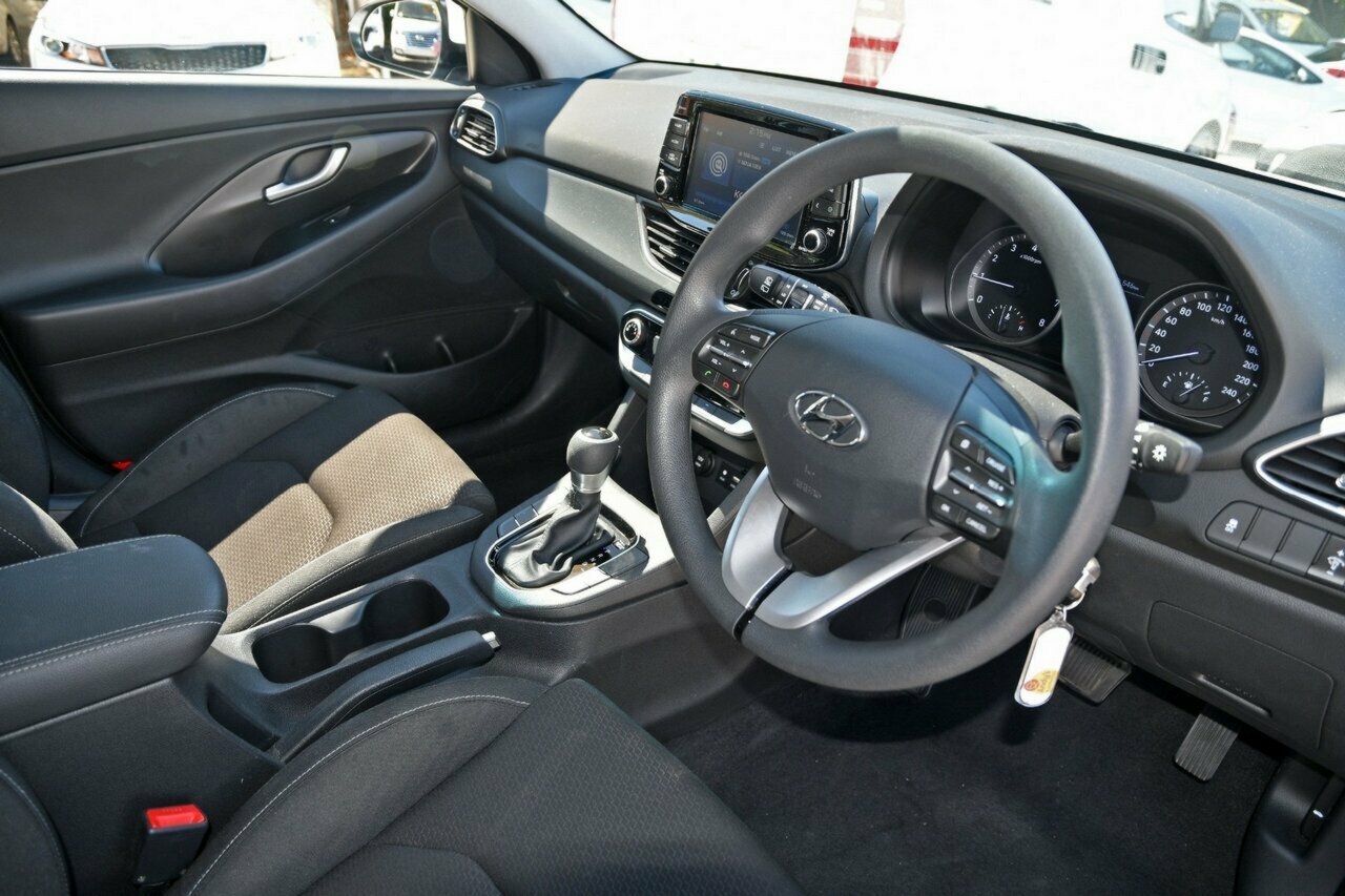 2018 MY19 Hyundai i30 PD Go Hatch Image 8