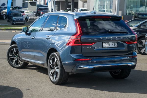 2026 Volvo XC60 UZ Plus B5 Bright SUV image 2