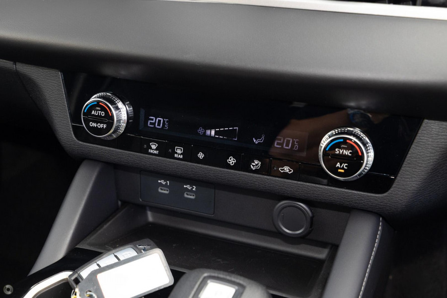 2025 Mitsubishi Outlander ZM ES SUV Image 12