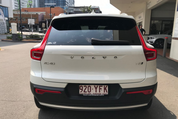 2018 Volvo Xc40 (No Series) MY18 T5 Momentum Suv Image 4