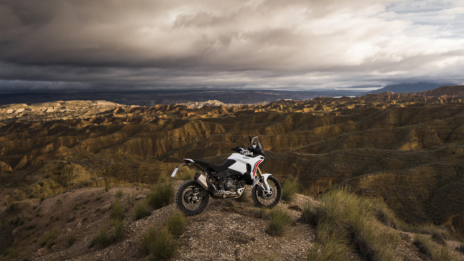 New Ducati DesertX Image