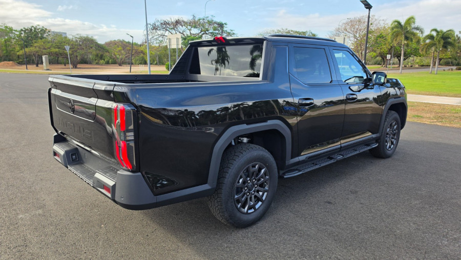 2026 MG U9 EKK1C Black Edition Ute Image 18