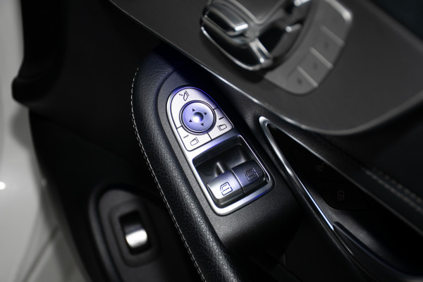 2020 Mercedes-Benz C-Class C200 Coupe Image 13